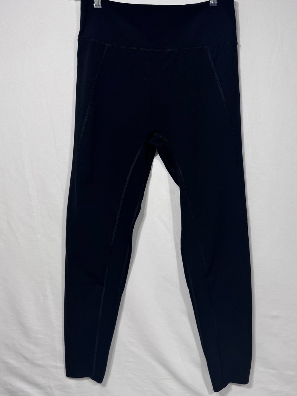 Lou & Grey Form Leggings, Size M — Zip Pocket